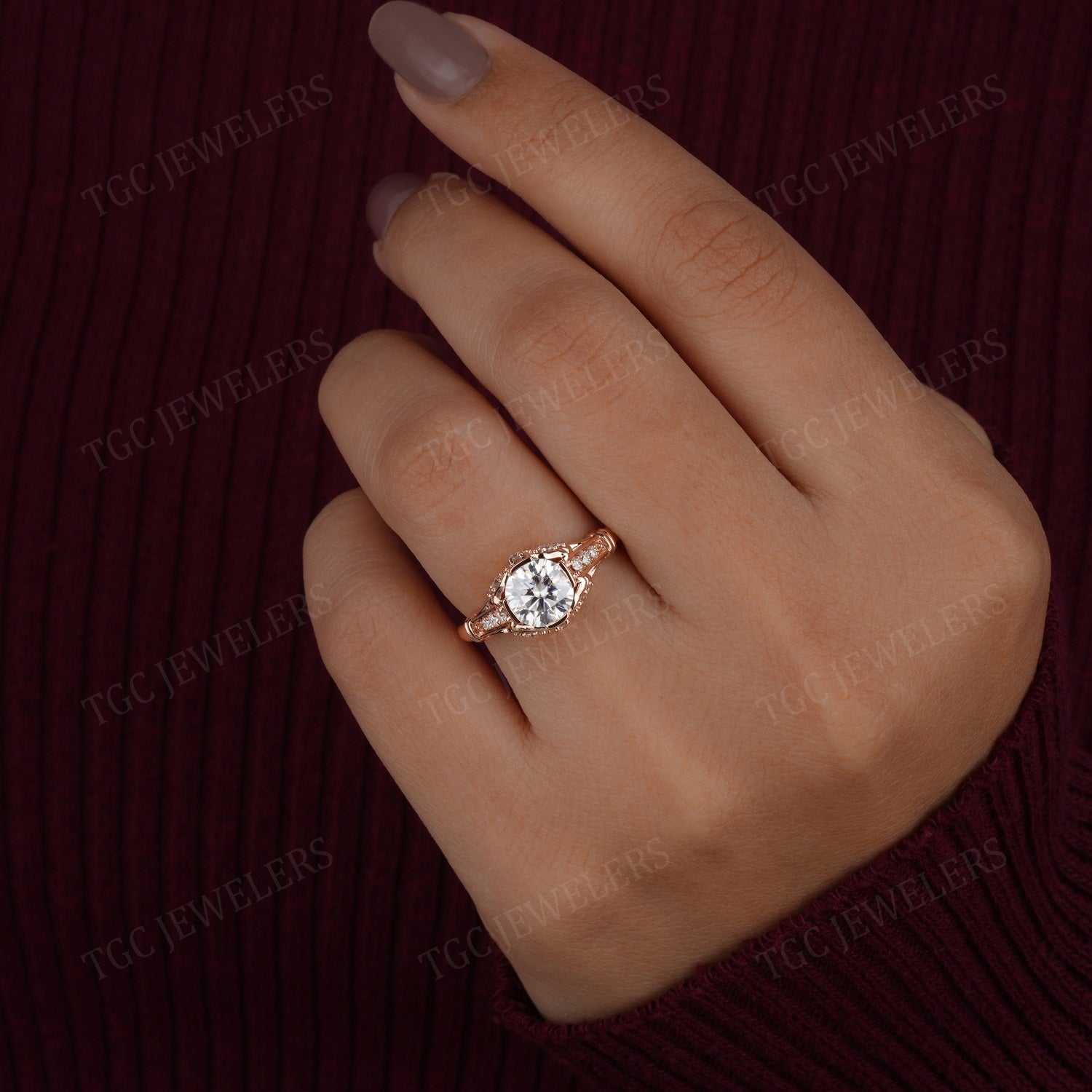 Brilliant Round Shape Moissanite Bezel & Prong Set Ring