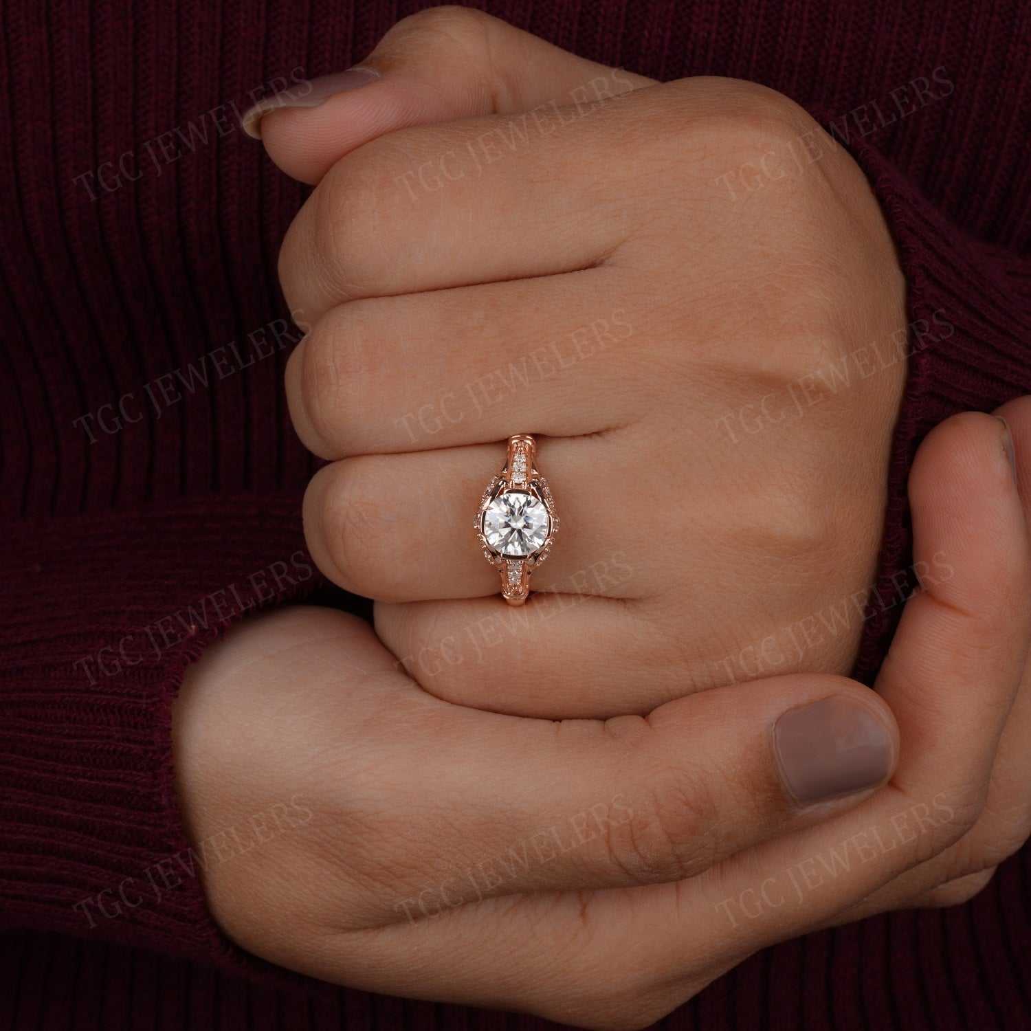 Brilliant Round Shape Moissanite Bezel & Prong Set Ring