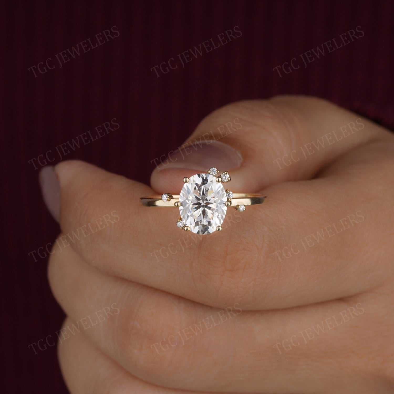 6 Prong Oval Cut Art deco Solitaire Moissanite Ring