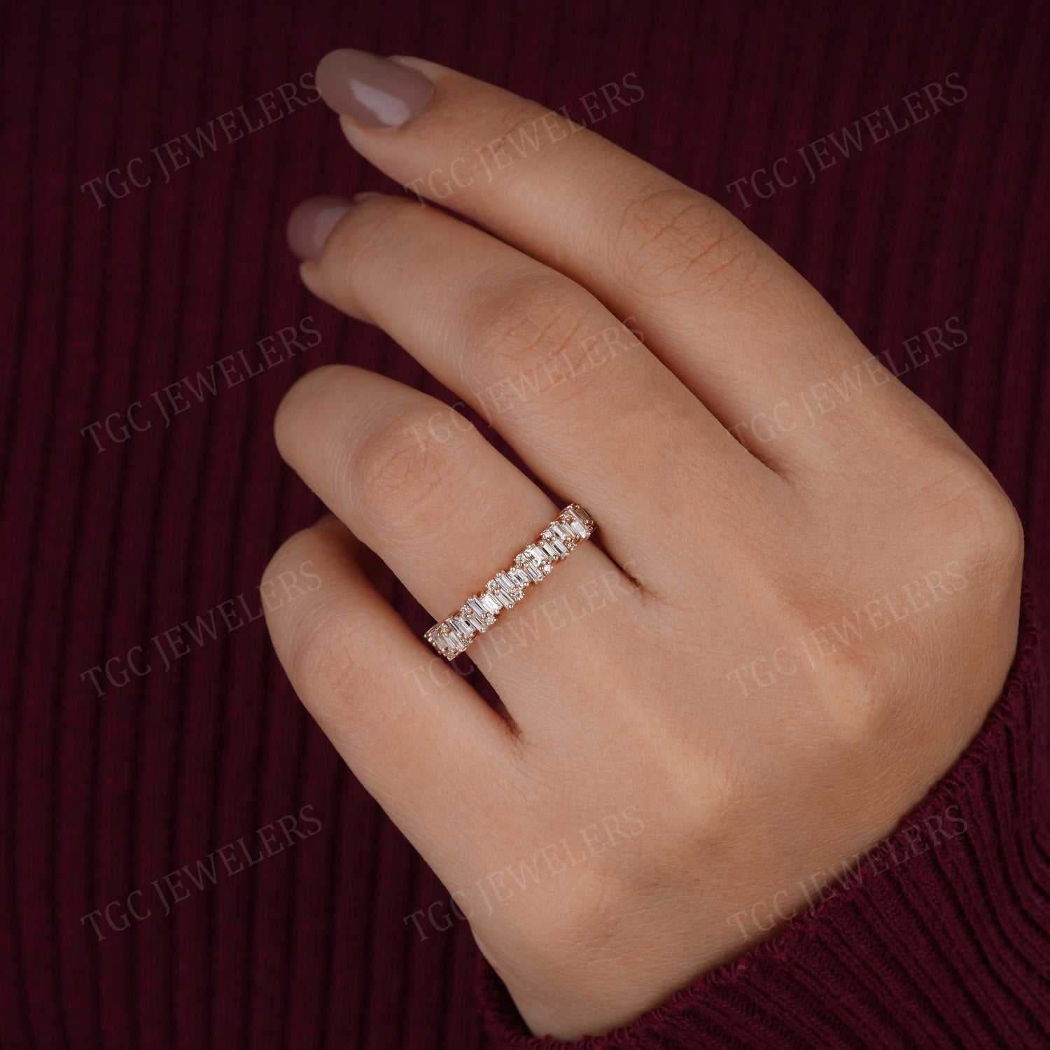 0.61 CT Vintage Baguette & Round Shape Moissanite Band