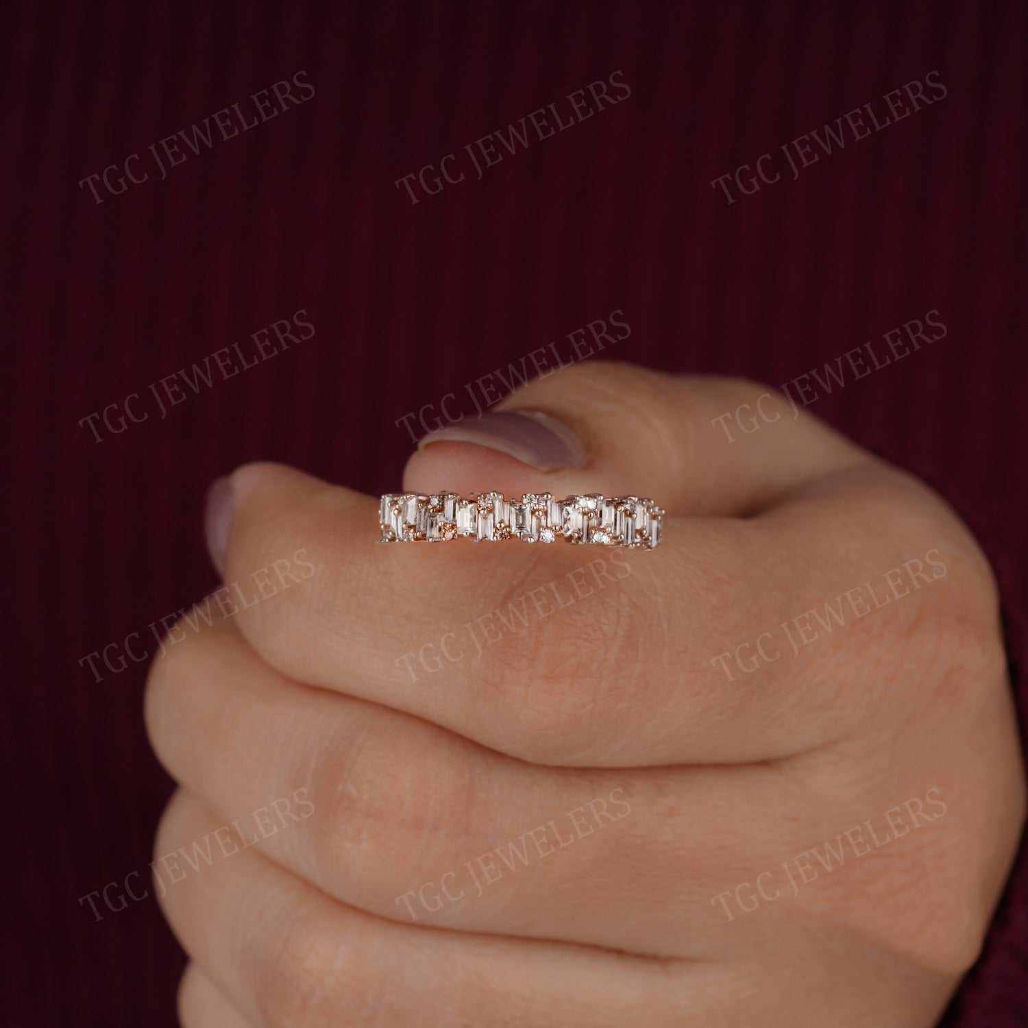 0.61 CT Vintage Baguette & Round Shape Moissanite Band