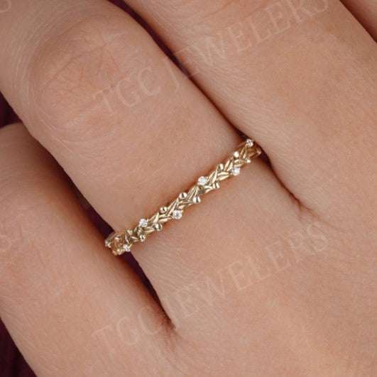 Nature Inspired Round Shape Moissanite Band For Women