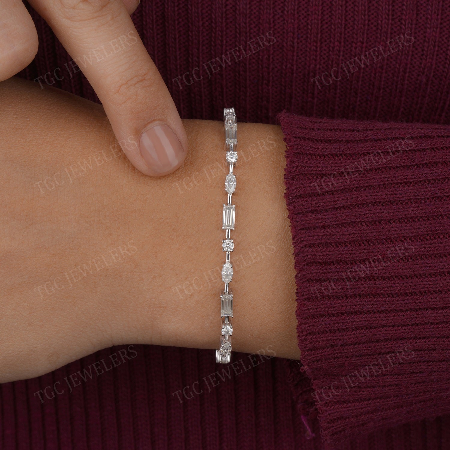 5.00 MM/2.7 Mix Shape Moissanite Diamond Tennis Bracelet