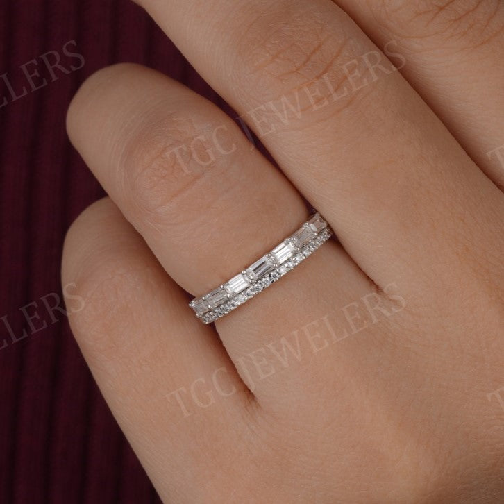 0.80 CT/3.3 MM Baguette & Round Cut Moissanite Half Band Ring