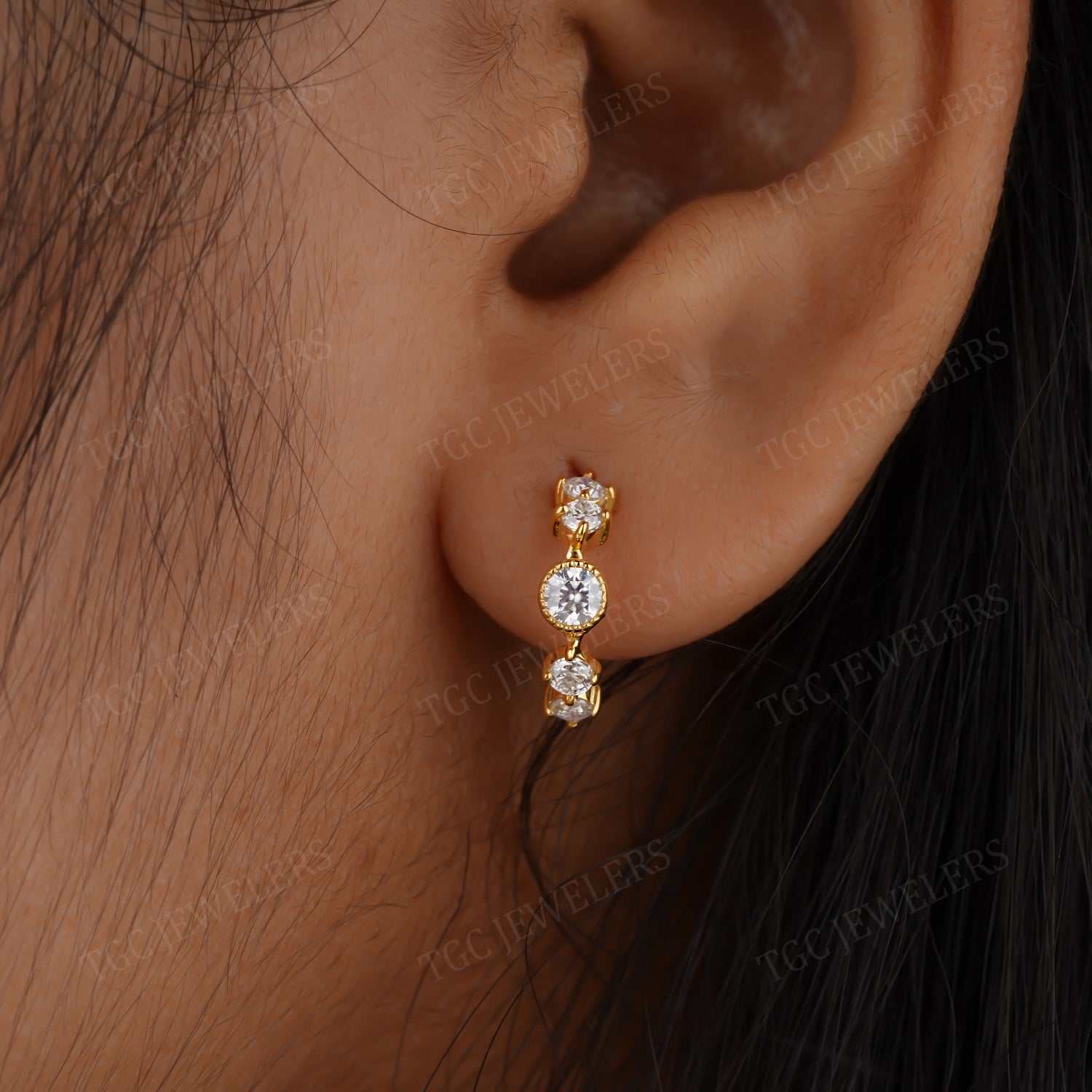 Bezel & Prong Cluster Moissanite Huggie Hoop Earring