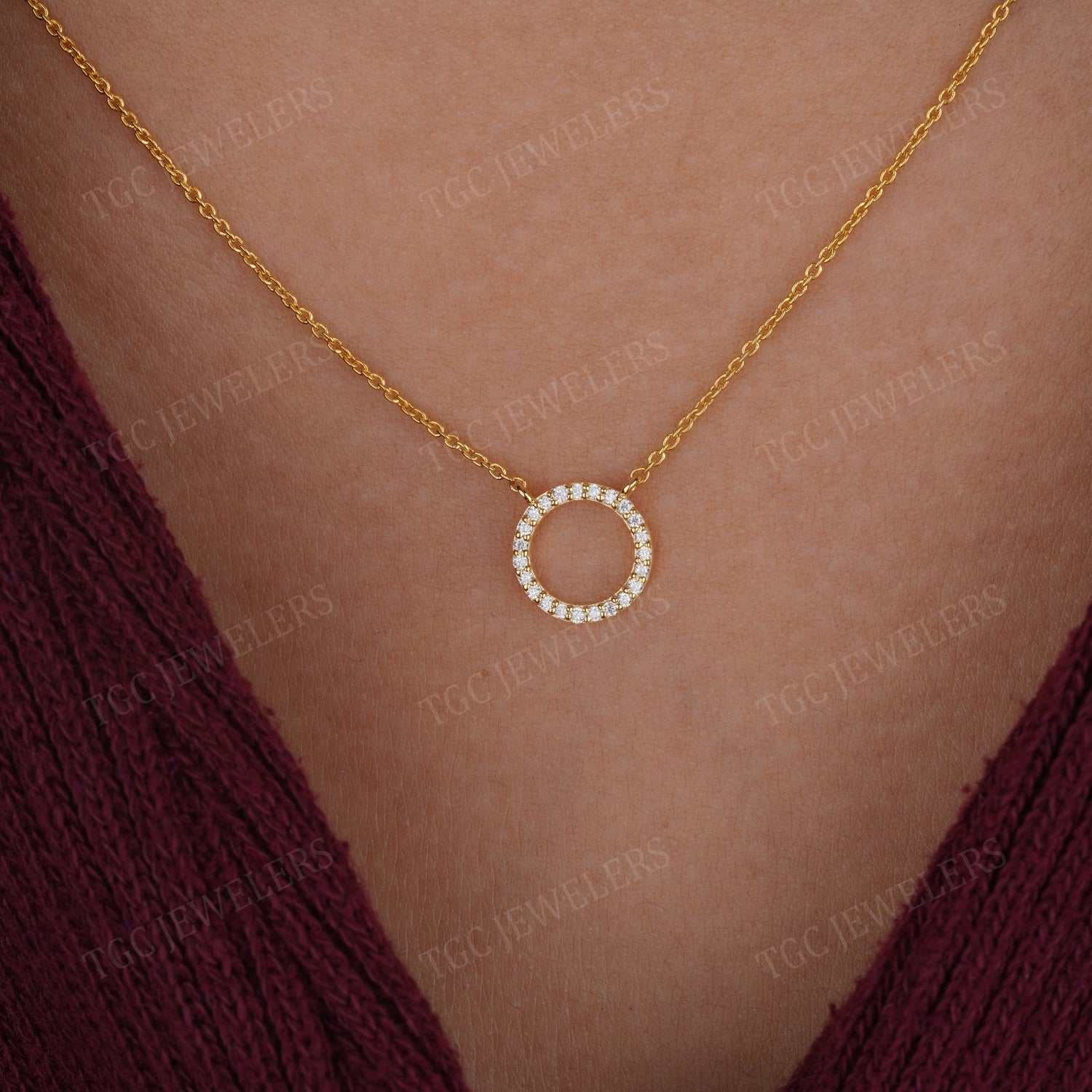 Open Circle Round Shape Moissanite Pendant Necklace