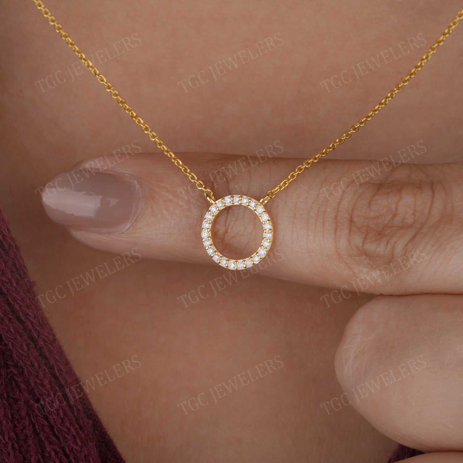 Open Circle Round Shape Moissanite Pendant Necklace