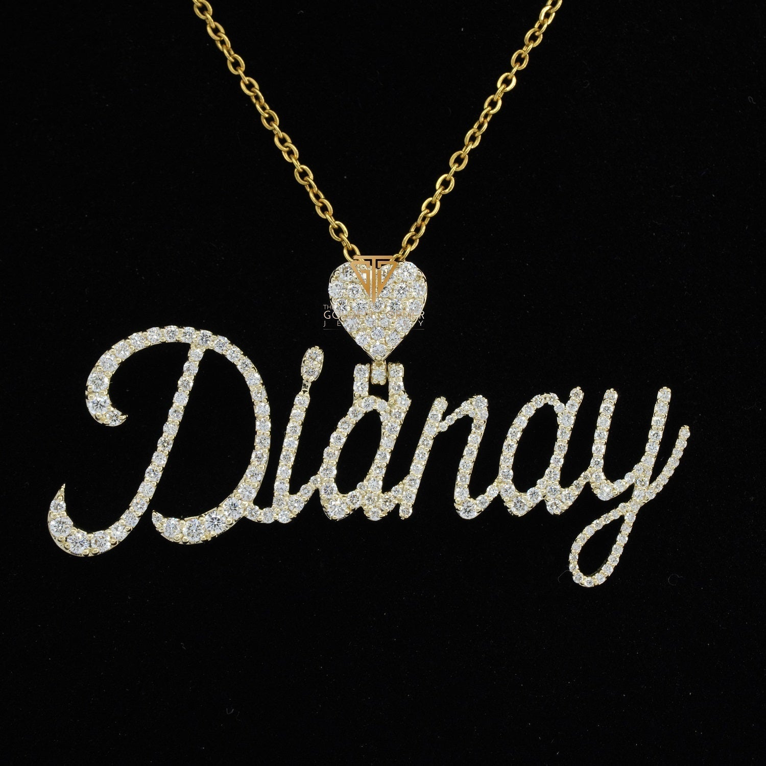 Dianay Round Cut Hip Hop Moissanite Custom Name Heart Pendant First