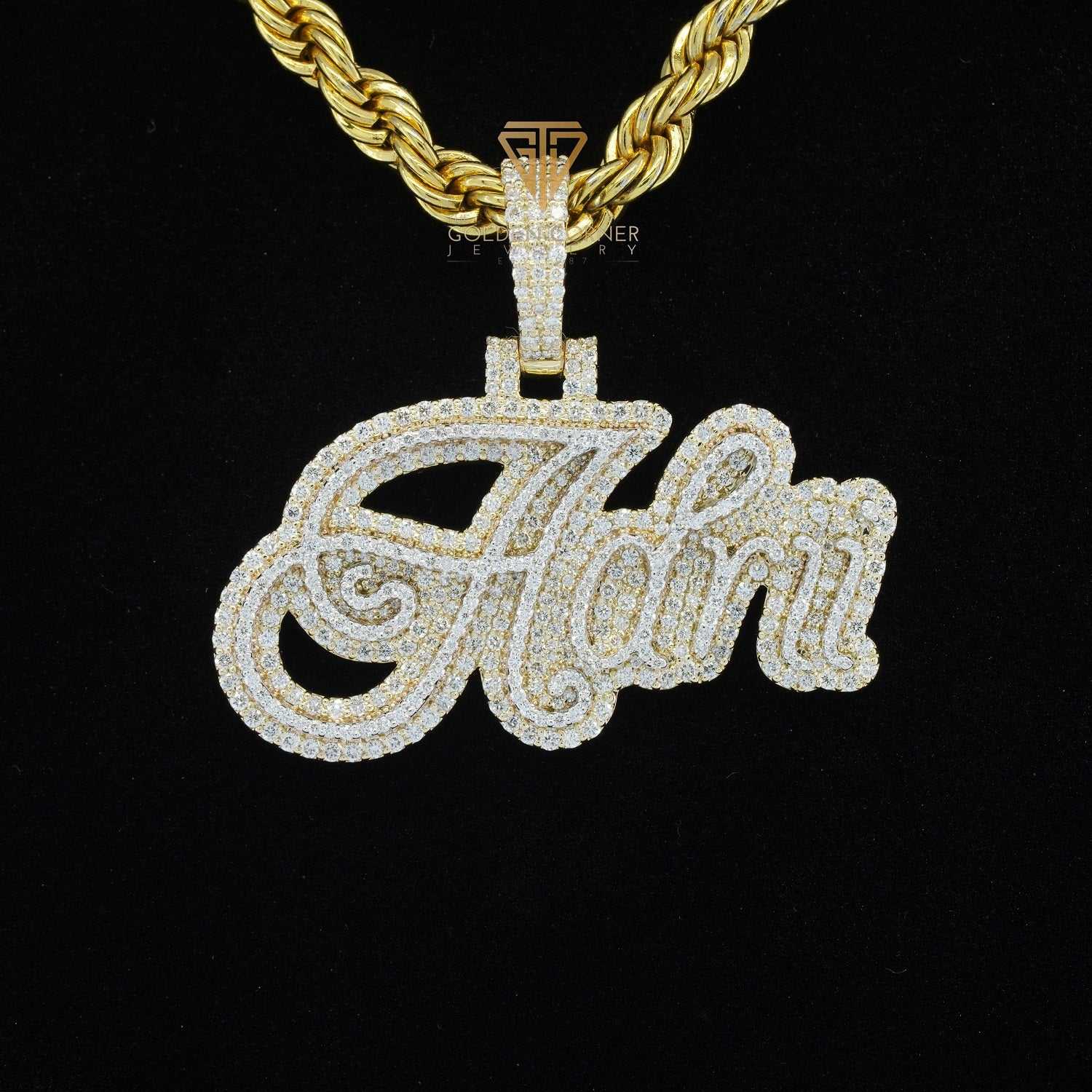 Adrii Iced Out Round Shape Moissanite Hip Hop Custom Name Pendant Second